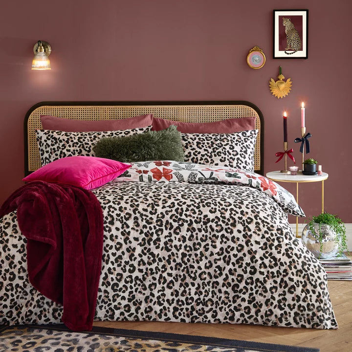 Mila Bows Reversible Duvet Cover Set Leopard Super King